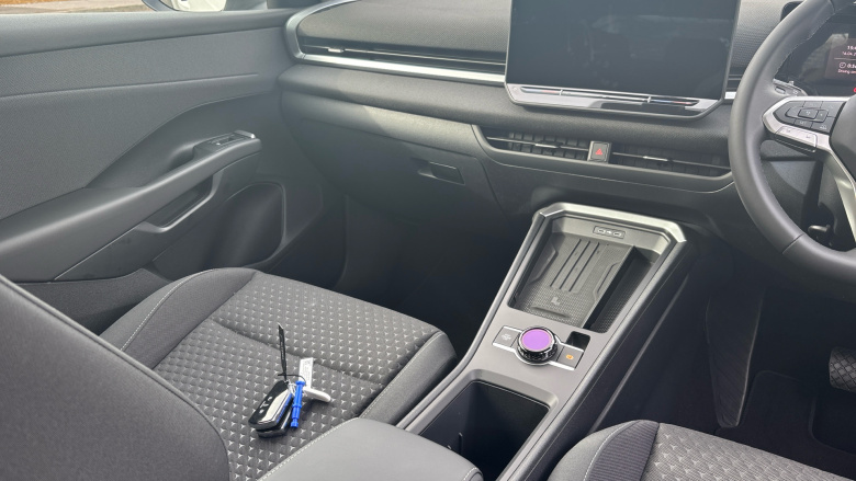 Volkswagen T-Roc 1.5 eTSI Life 5dr DSG Petrol Hatchback